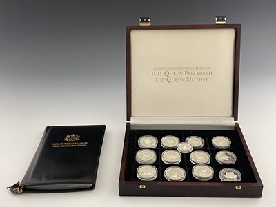 Lot 225 - The Official Commemorative Coin Collection in...