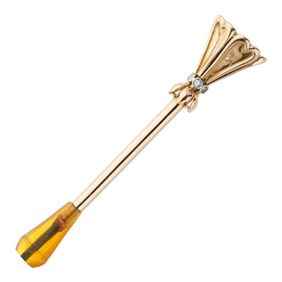 Lot 72 - A mid 20th century gold cigarette holder, of...