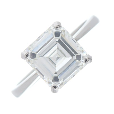Lot 127 - An impressive platinum square-shape diamond...