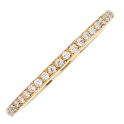 Lot 195 - An 18ct gold brilliant-cut diamond full...