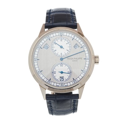 Lot 244 - Patek Philippe, an 18ct gold Annual Calendar...