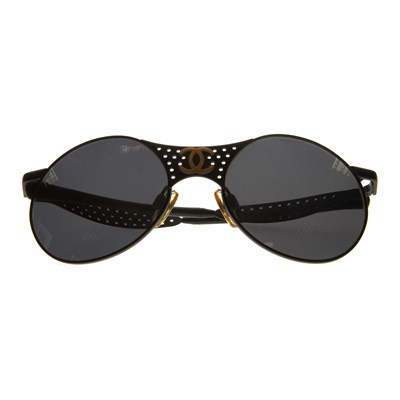 Lot 326 - Chanel, a pair of sunglasses, featuring round...