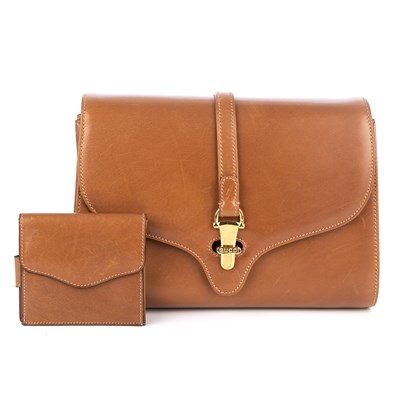 Lot 370 - Gucci, a vintage smooth leather handbag with...