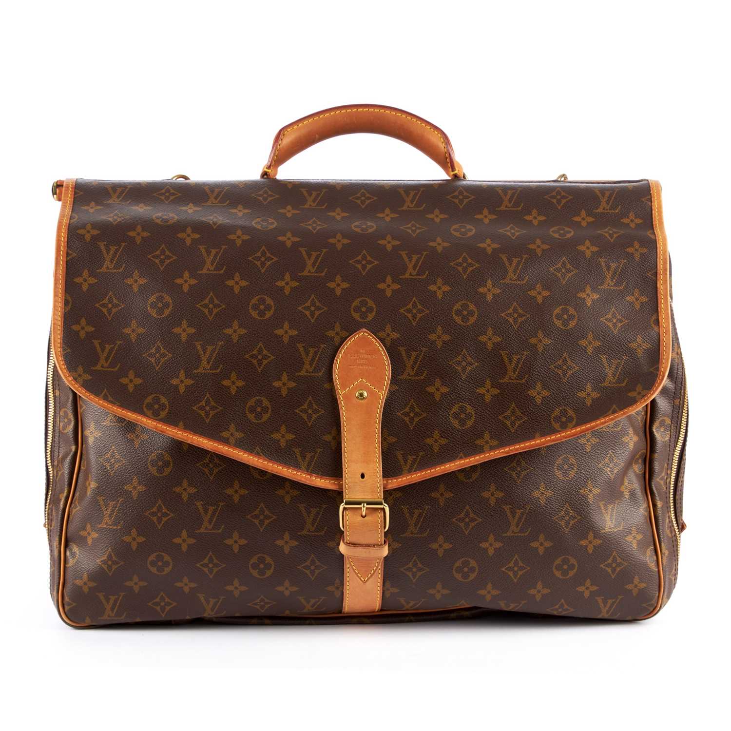 Lot 422 - Louis Vuitton, a monogram Sac Chasse hunting...