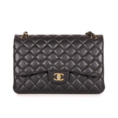 Lot 303 - Chanel, a Jumbo Classic Double Flap handbag,...