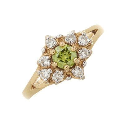 Lot 134 - An 18ct gold green diamond and diamond cluster dress ring