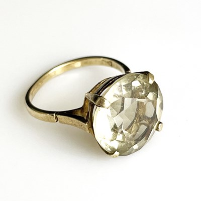 Lot 1 - A 9ct gold citrine single-stone ring