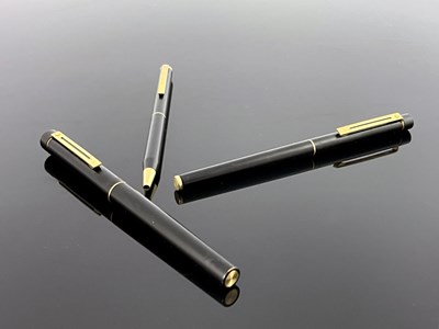 Lot 223 - Sheaffer, a Targa two pen set, including fountain pen and rollerball