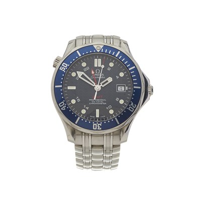 Lot 255 - Omega, a Seamaster Professional GMT bracelet watch