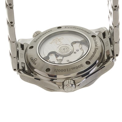 Lot 255 - Omega, a Seamaster Professional GMT bracelet watch