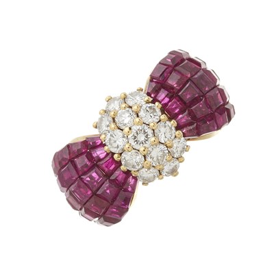 Lot 49 - An 18ct gold ruby and diamond bow ring