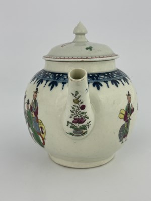 Lot 1011 - A Worcester polychrome and blue and white teapot