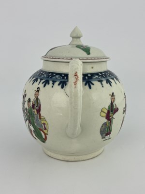 Lot 1011 - A Worcester polychrome and blue and white teapot