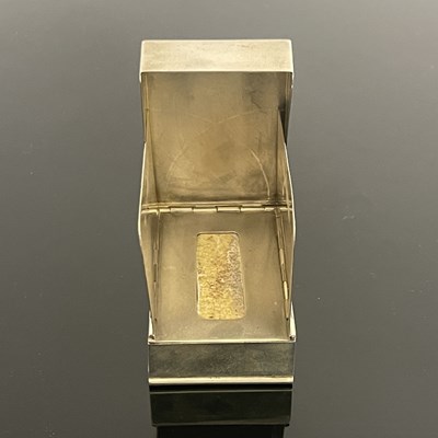 Lot 339 - A George V silver storm vesta box, of...