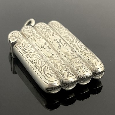 Lot 341 - An Edwardian silver novelty vesta case,...