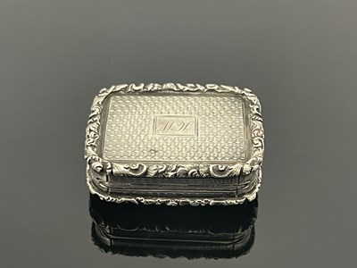 Lot 91 - Nathaniel Mills. A William IV silver and agate...