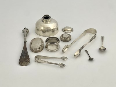 Lot 204 - A group of hallmarked silver to include a...