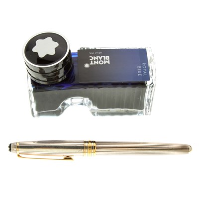 Lot 277 - Mont Blanc, a silver Meisterstuck Solitaire...