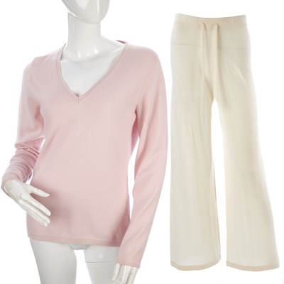 Lot 296 - N.Peal, a cashmere two-piece outfit, to...