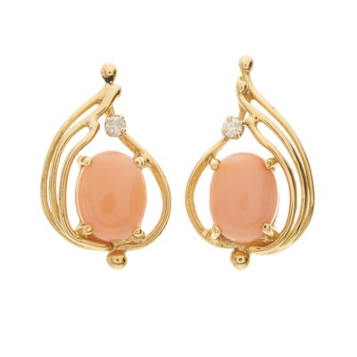 Lot 394 - A pair of 14ct gold coral cabochon earrings,...