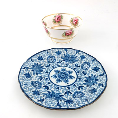 Lot 928 - A Spode rose and seaweed painted slop bowl,...