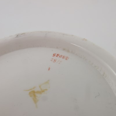 Lot 928 - A Spode rose and seaweed painted slop bowl,...