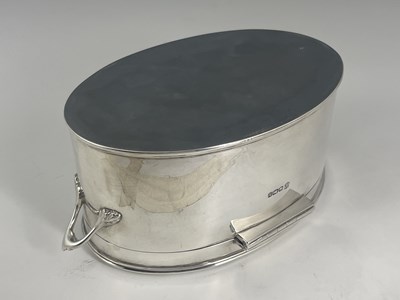 Lot 52 - A George V silver biscuit box, of navette form,...
