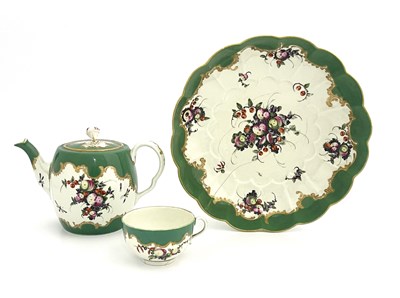 Lot 807 - Worcester polychrome and chartreuse green...