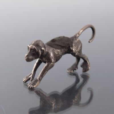 Lot 163 - An Edwardian novelty silver pin cushion, Levi...