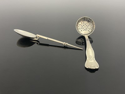 Lot 309 - An early Victorian silver ladle, a variant of...