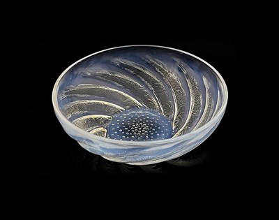 Lot 648 - Rene Lalique, a Poissons opalescent glass bowl,...