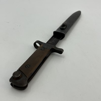 Lot 259 - An Italian M1938 Mannlicher-Carcano knife...