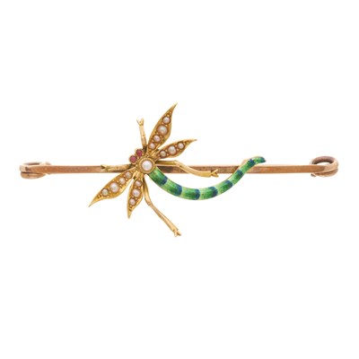 Lot 8 - An early 20th century gold, split pearl and...