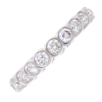 Lot 145 - An 18ct gold brilliant-cut diamond full...