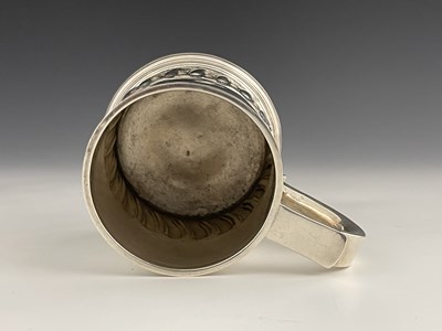 Lot 265 - A George I silver mug, William Gamble, London...