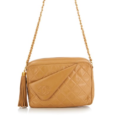 Lot 293 - Chanel, a vintage lambskin leather CC Camera...