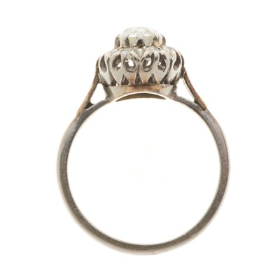 Lot 96 - An early 20th century 18ct gold diamond cluster ring