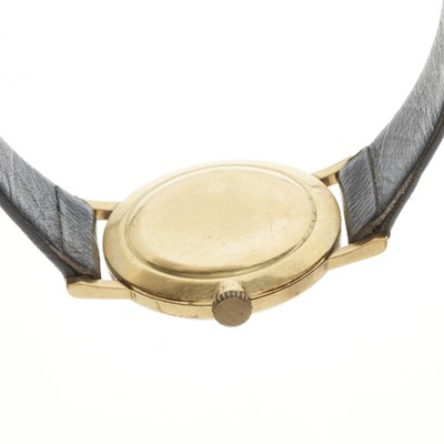 Lot 231 - Omega, an 18ct gold gold manual wind wrist watch