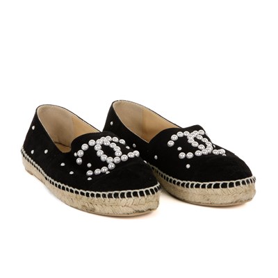 Lot 325 - Chanel, a pair of CC pearl espadrilles,...
