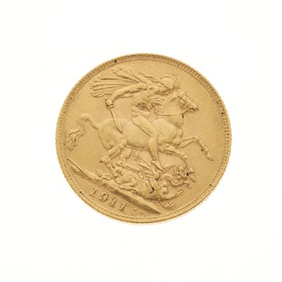 Lot 29 - George V, a gold full sovereign coin dated 1911