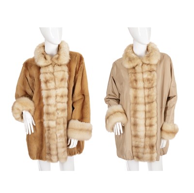 Lot 494 - A reversible mink and silk jacket, featuring a...