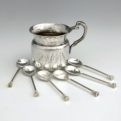 Lot 341 - A George V silver Christening mug, with scroll...