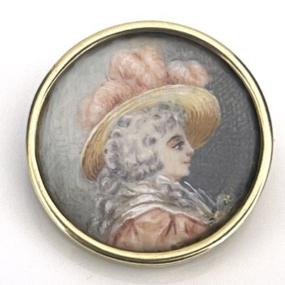 Lot 20 - An antique circular portrait brooch, 18th...
