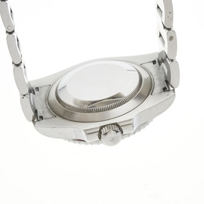 Lot 279 - Rolex, an Oyster Perpetual Date Submariner bracelet watch