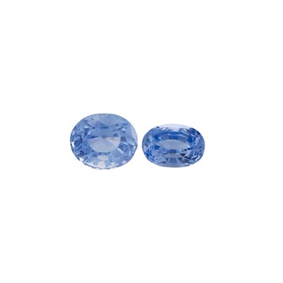 Lot 52 - Two oval-shape sapphires