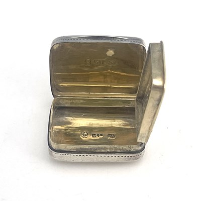Lot 31 - A George III silver vinaigrette, of rounded...