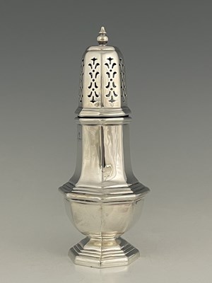 Lot 470 - An Elizabeth II silver octagonal caster,...