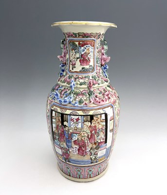 Lot 424 - A Chinese famille rose vase, shouldered form...