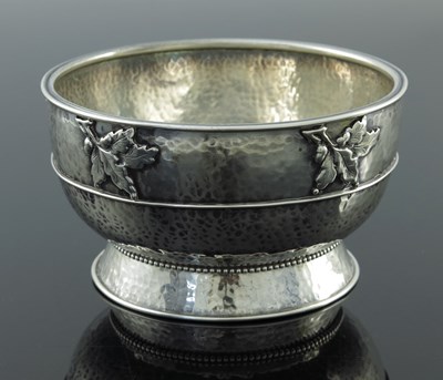 Lot 94 - An Arts and Crafts silver bowl, Sandheim...