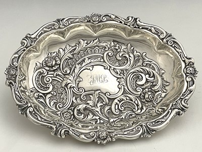 Lot 135 - A Victorian silver rococo style dish or bowl,...
